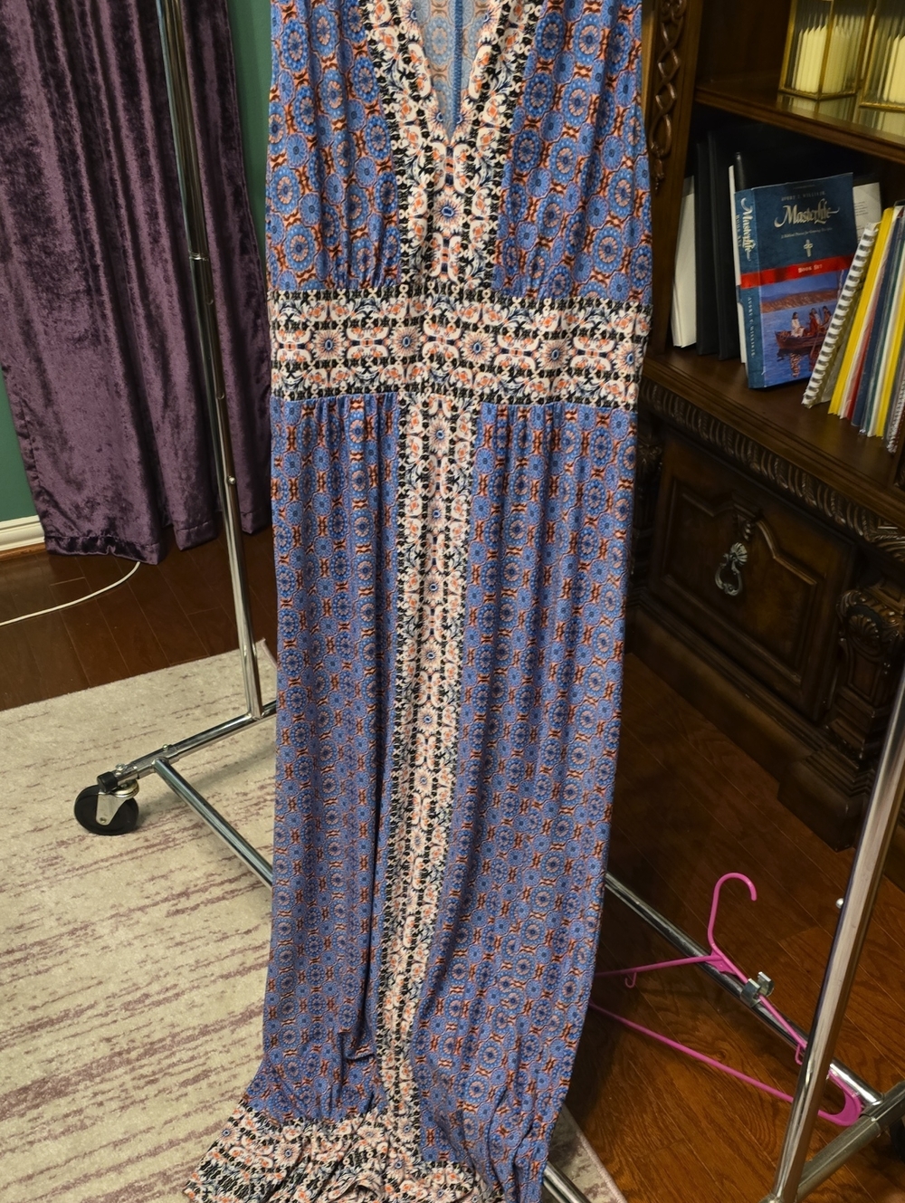 Women's Periwinkle Colored Patterned V-Neck Maxi Dress